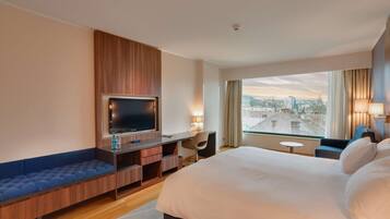 Deluxe Room, 1 King Bed, Non Smoking