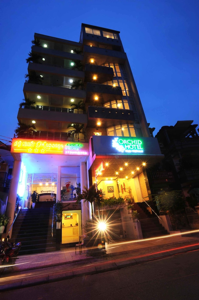 Orchid Hotel by null