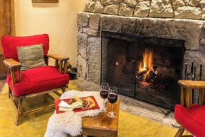 TV - Kau Yatun Hotel Boutique (El Calafate)