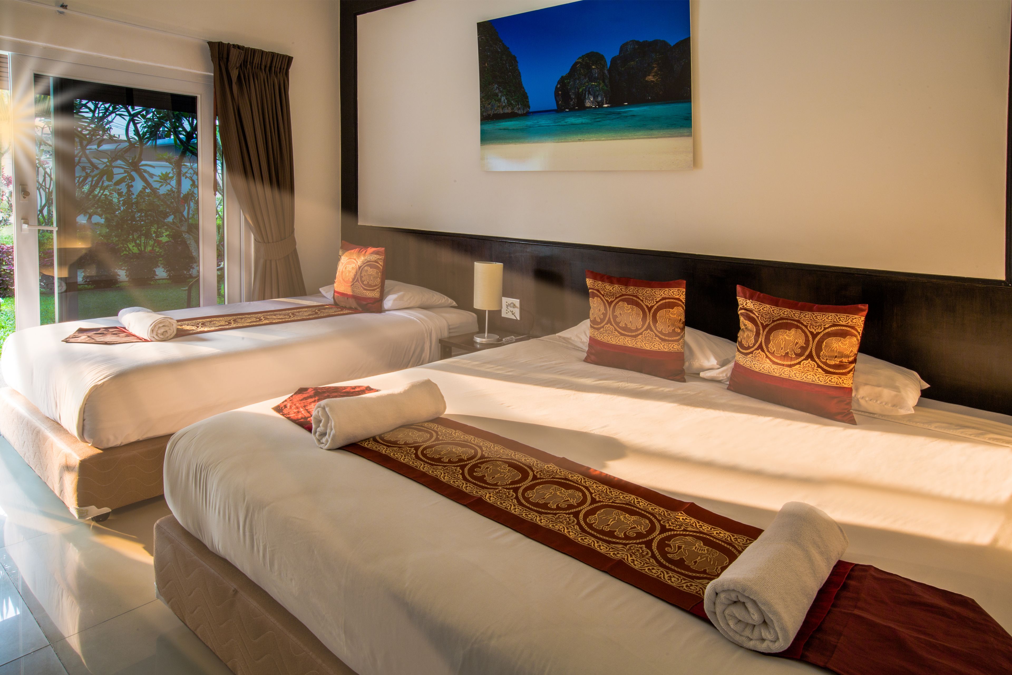 superior triple room | 1 bedroom, minibar, in-room safe, blackout curtains