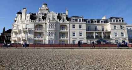 Shore View Hotel