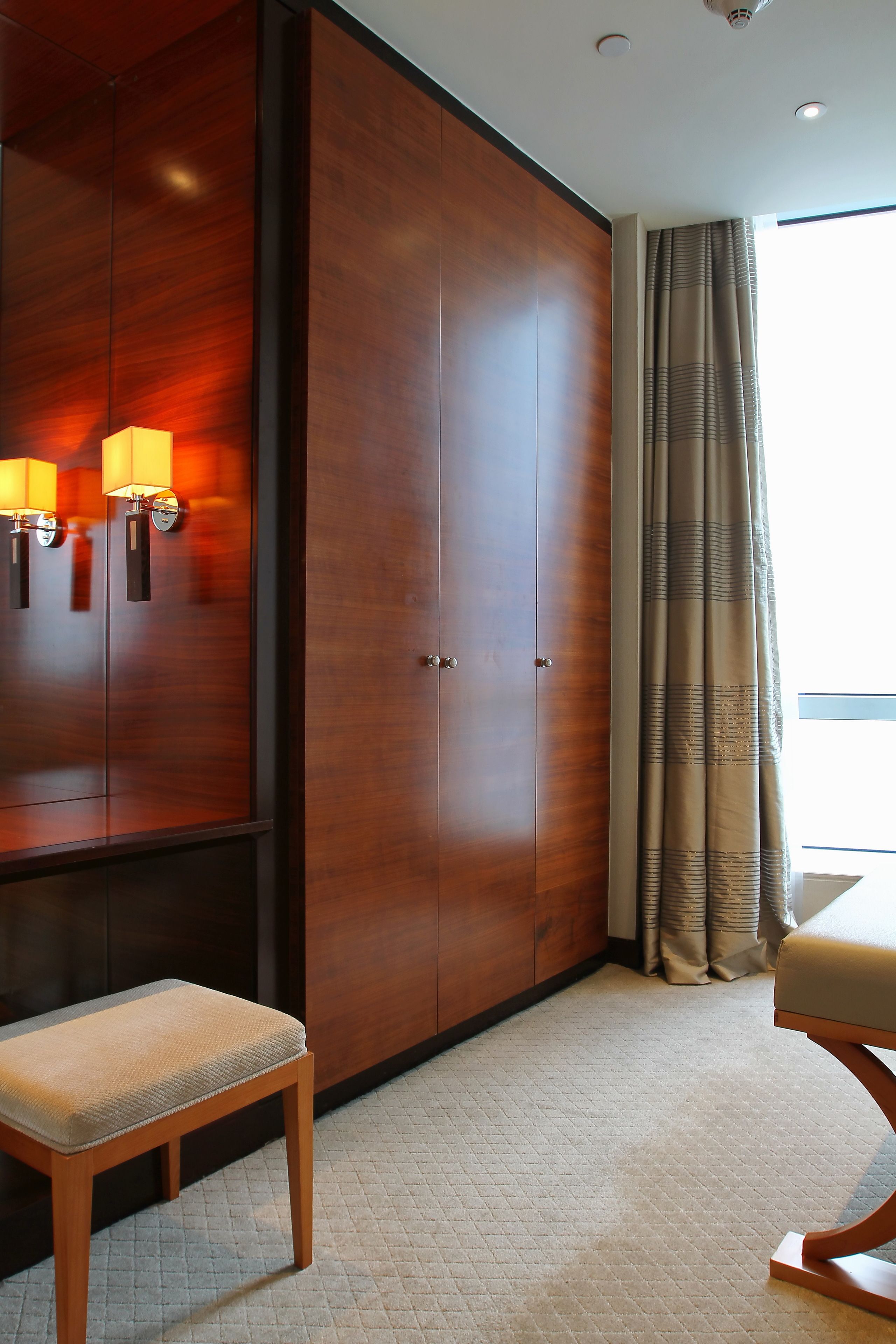 club suite, 1 bedroom, non smoking, city view | 1 bedroom, premium bedding, down duvets, minibar