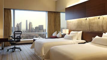 1 bedroom, premium bedding, down duvets, minibar