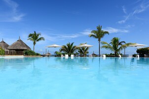 Outdoor pool, pool umbrellas
