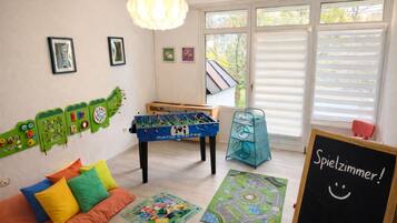 Innen-Kinderspielplatz