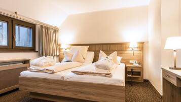 Allergikerbettwaren, Zimmersafe, Schreibtisch