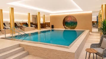 Indoor pool, pool loungers