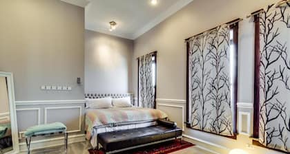 Ruby Room