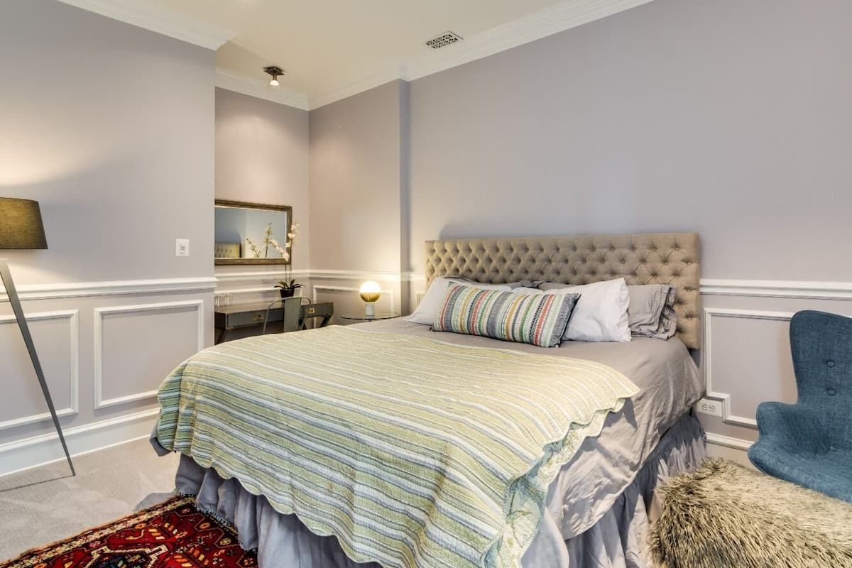 1 bedroom, premium bedding, pillow-top beds, desk