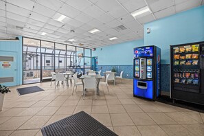 Vending machine