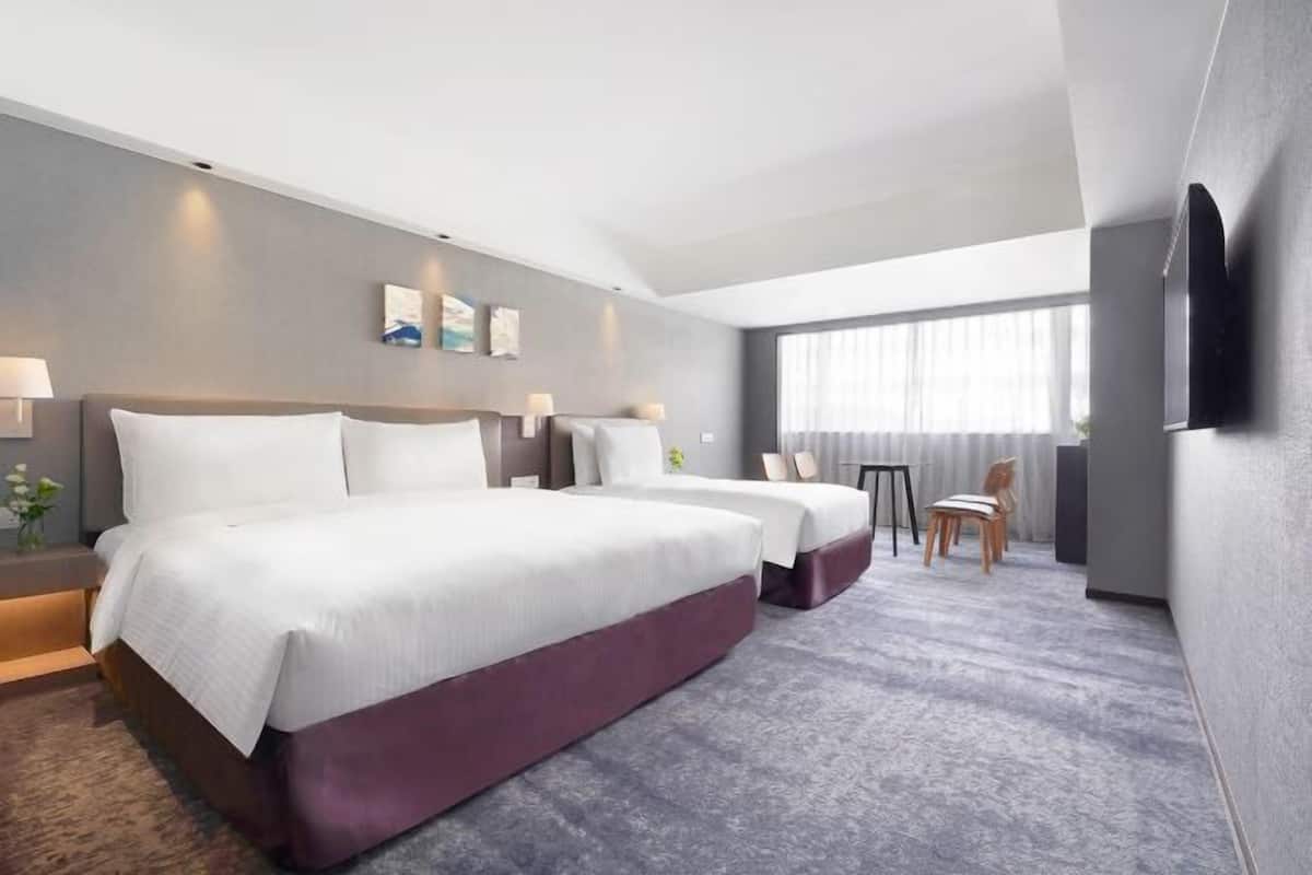 1 chambre, coffres-forts dans les chambres, bureau