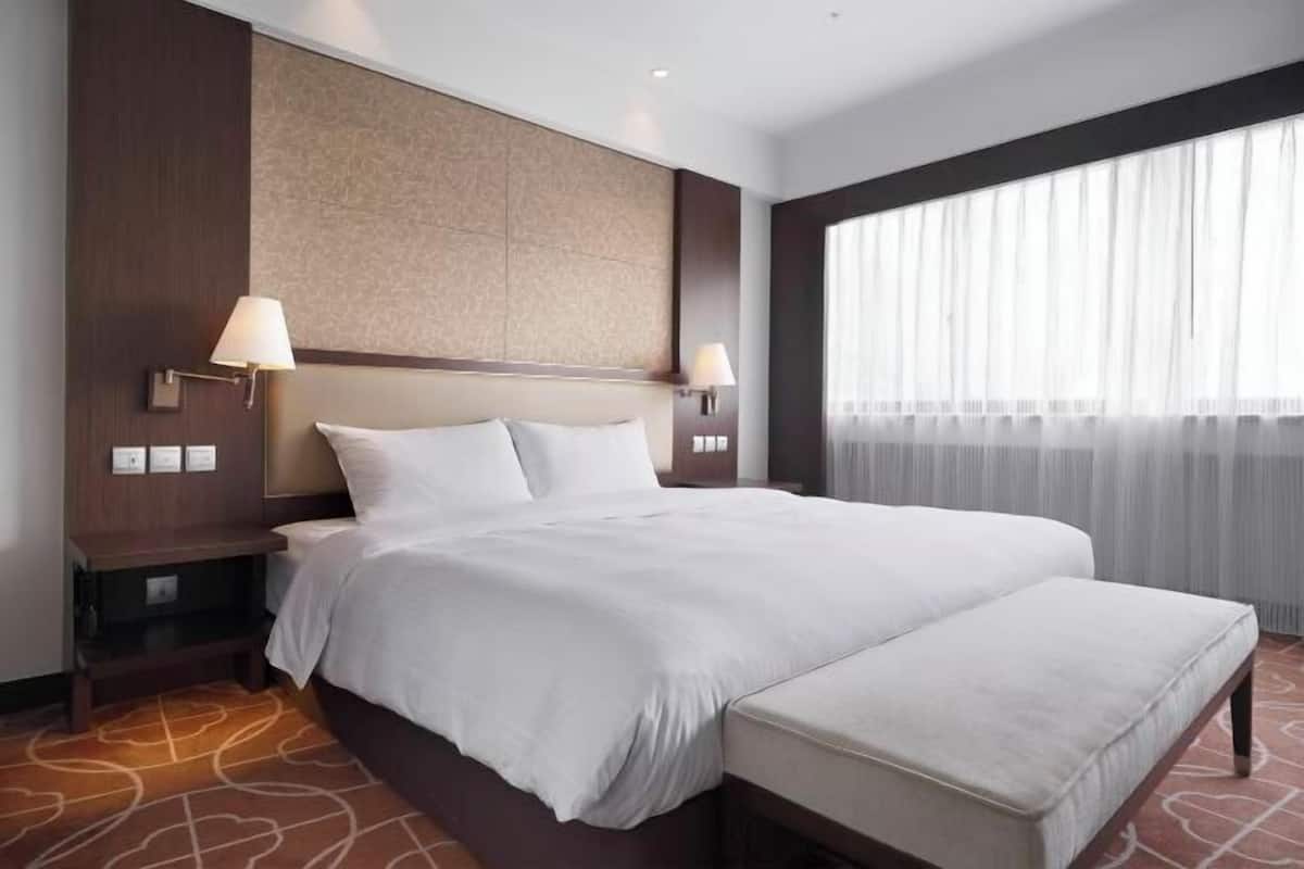 1 chambre, coffres-forts dans les chambres, bureau