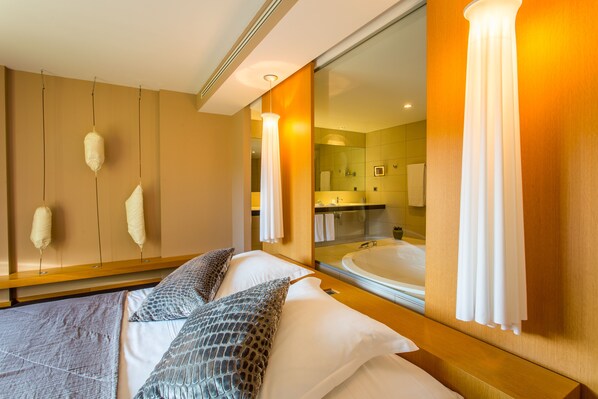 Luxury Suite | Premium bedding, in-room safe, individually decorated - Restaurant Hôtel L'Arnsbourg (Baerenthal)
