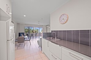 Private kitchen - Marlin Waters (Palm Cove)