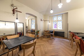 Kontinental frokost hver dag (CZK 185 per person)