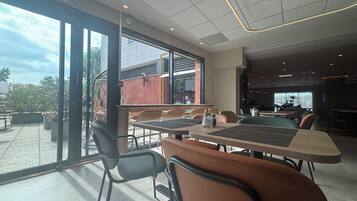 Daily buffet breakfast (EUR 19.00 per person)