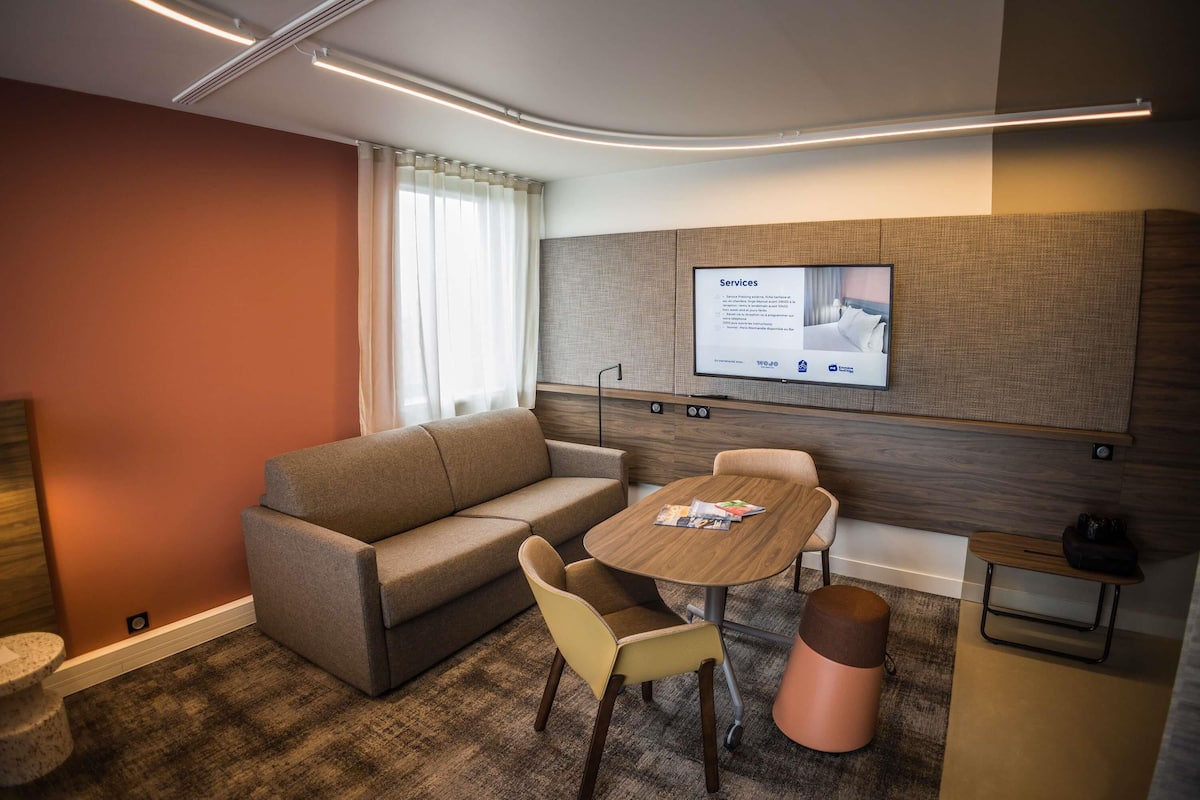 Executive Suite