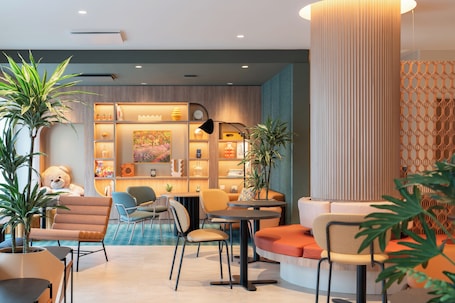 Daily buffet breakfast for a fee. Novotel Suites Rouen Normandie