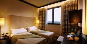 Ropa de cama hipoalergénica, cubrecamas y minibar 