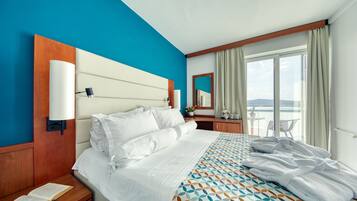 Chambre Club, balcon (Premium, Sea View) | Literie hypoallergénique, minibar, coffres-forts dans les chambres
