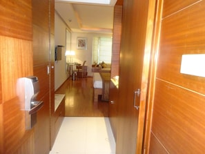 Minibar, soundproofing, rollaway beds, free WiFi