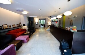 Lobby - Unique Boutique  (Bucharest)