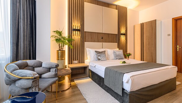 Phòng Superior | Bộ trải giường bằng vải cotton Ai Cập, bộ đồ giường cao cấp, minibar 