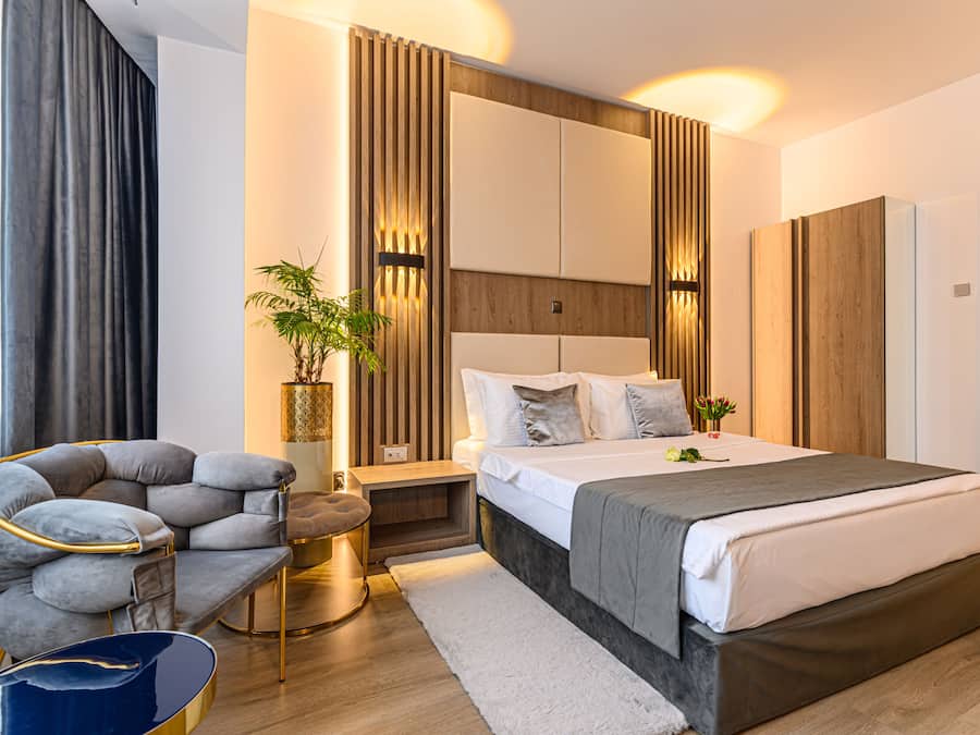 Superior Room | Egyptian cotton sheets, premium bedding, minibar, in-room safe