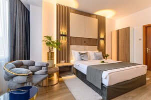 Sábanas de algodón egipcio, ropa de cama de alta calidad y minibar 