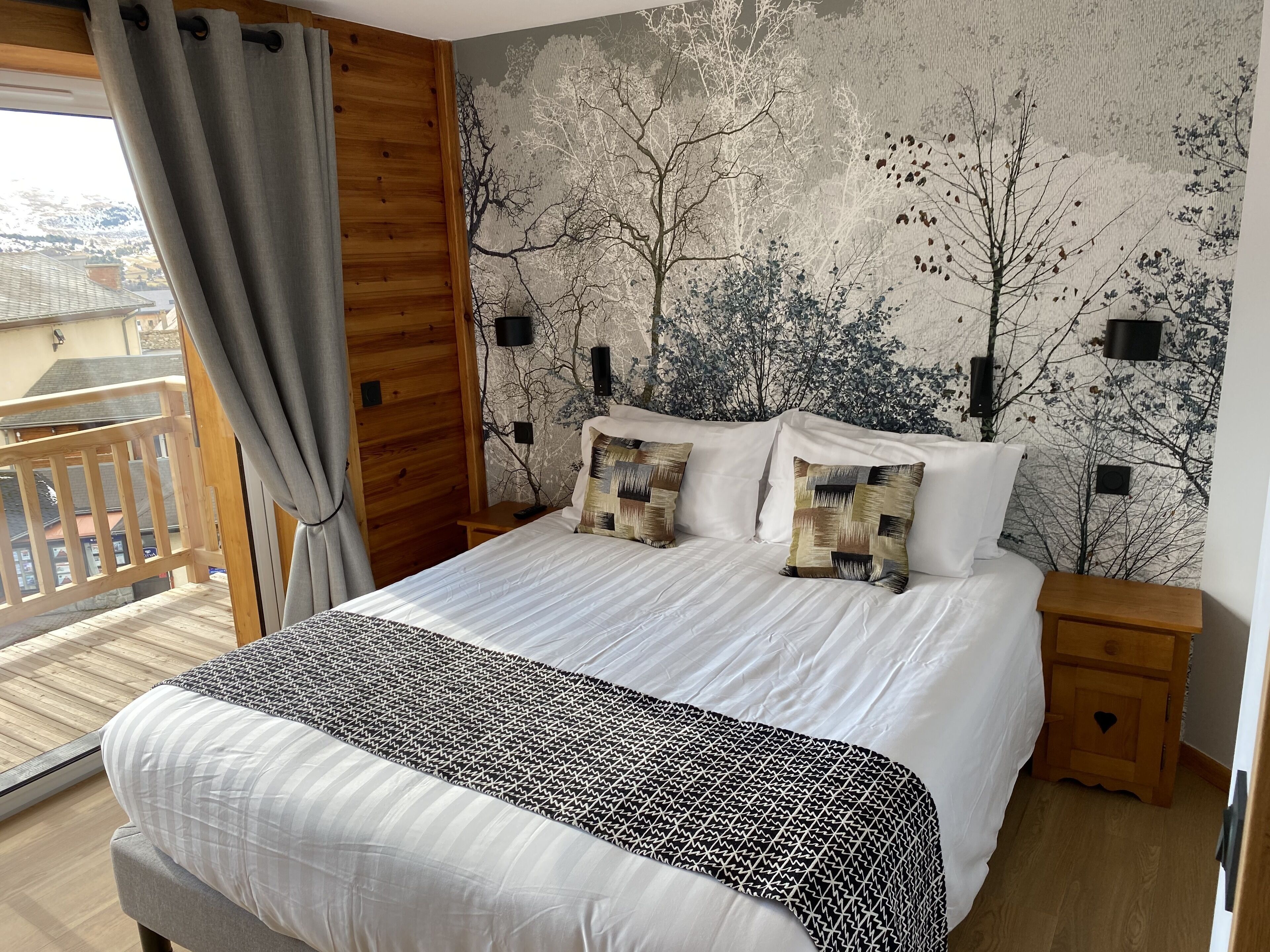 Literie de qualité supérieure, coffres-forts dans les chambres