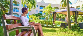 Sunbay Hotel