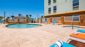 Outdoor pool - Best Western Ingleside Inn & Suites (Ingleside)