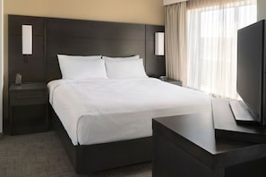 Ropa de cama de alta calidad y escritorio