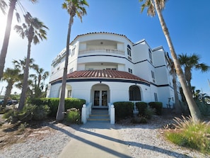 Exterior - Amelia Hotel at the Beach (Fernandina Beach)