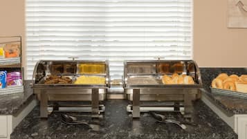 Desayuno buffet incluido todos los días