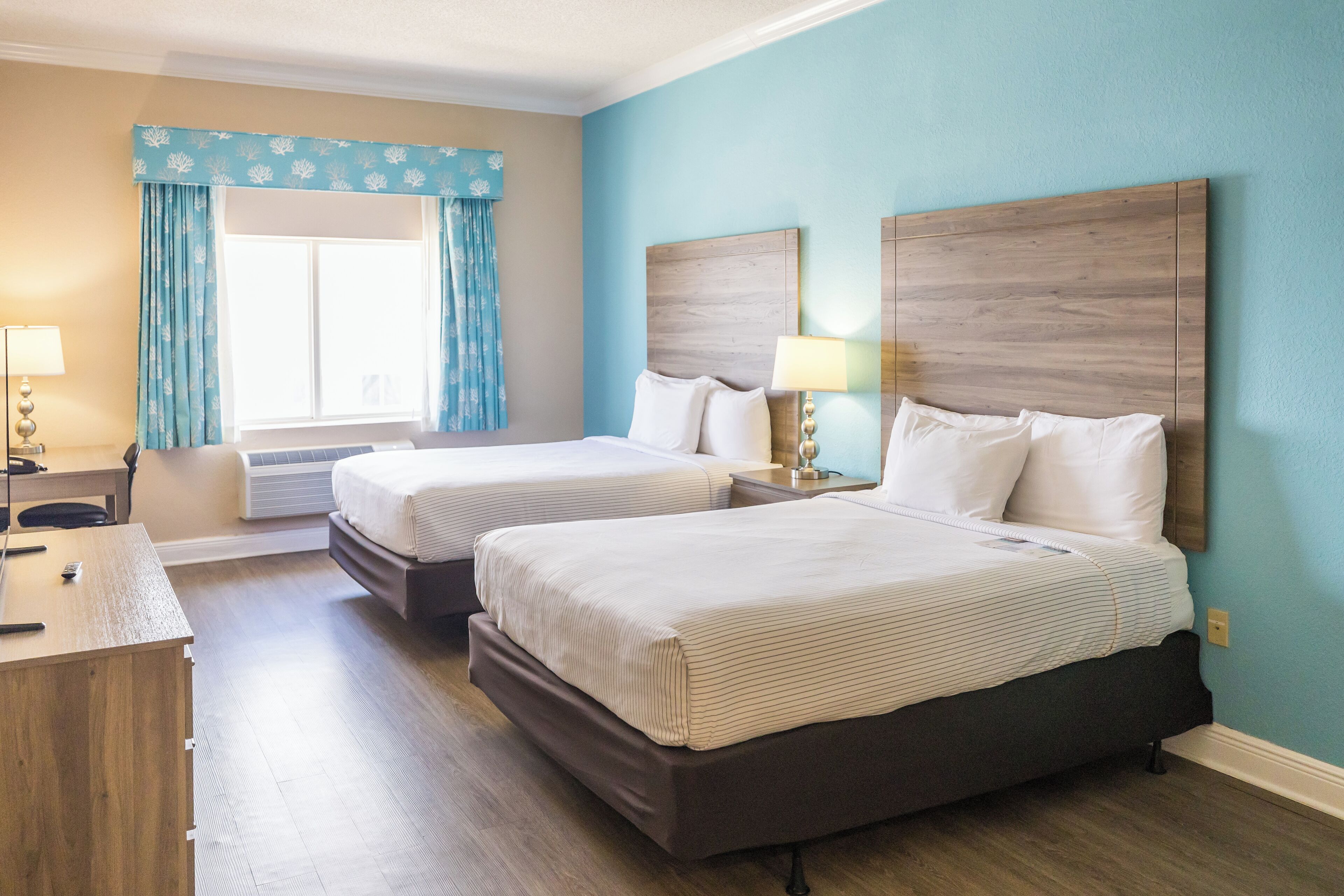 Standard Room, 2 Double Beds