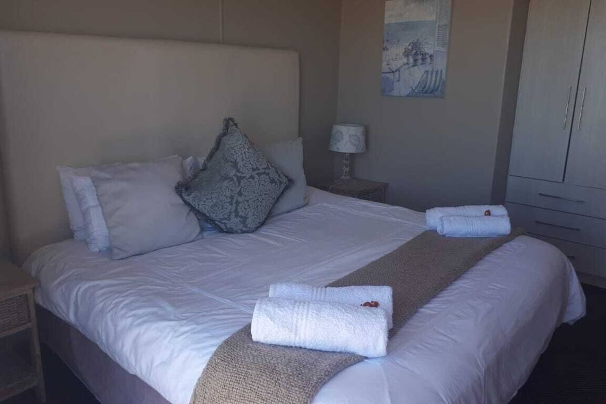 Sea View 1  | 高級寢具、Select Comfort 床墊、筆電工作空間、遮光布/窗簾