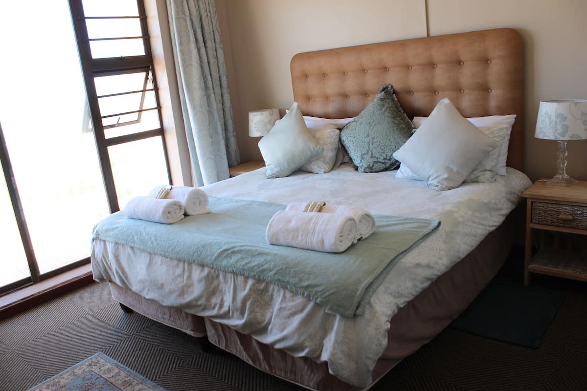Premium bedding, Select Comfort beds, individually decorated