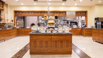Tägliches Frühstücksbuffet gegen Gebühr