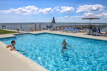 Seasonal outdoor pool