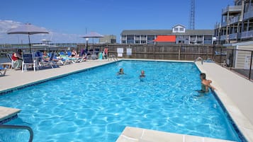 Seasonal outdoor pool
