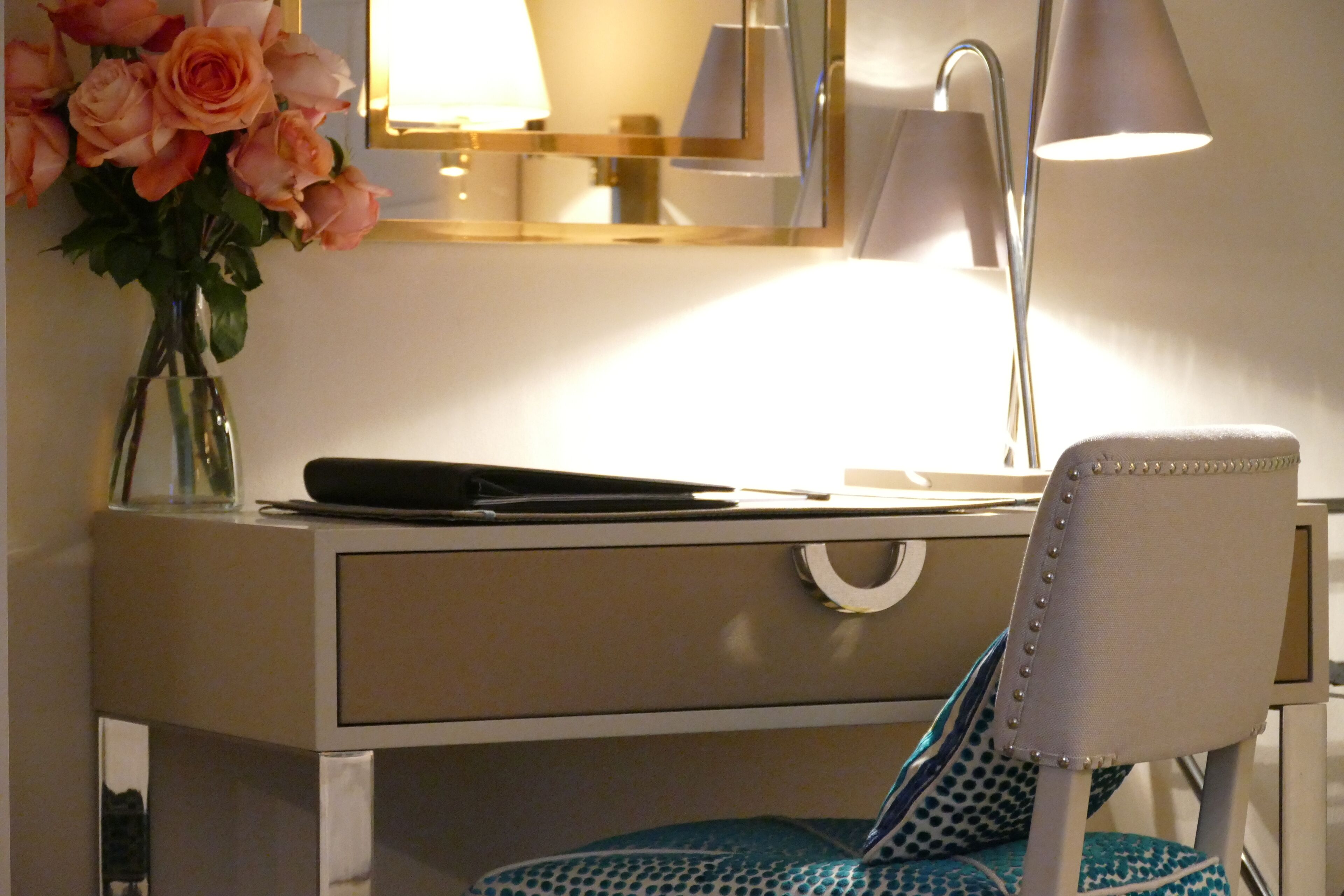 double room, courtyard view | hypo-allergenic bedding, minibar, in-room safe, desk