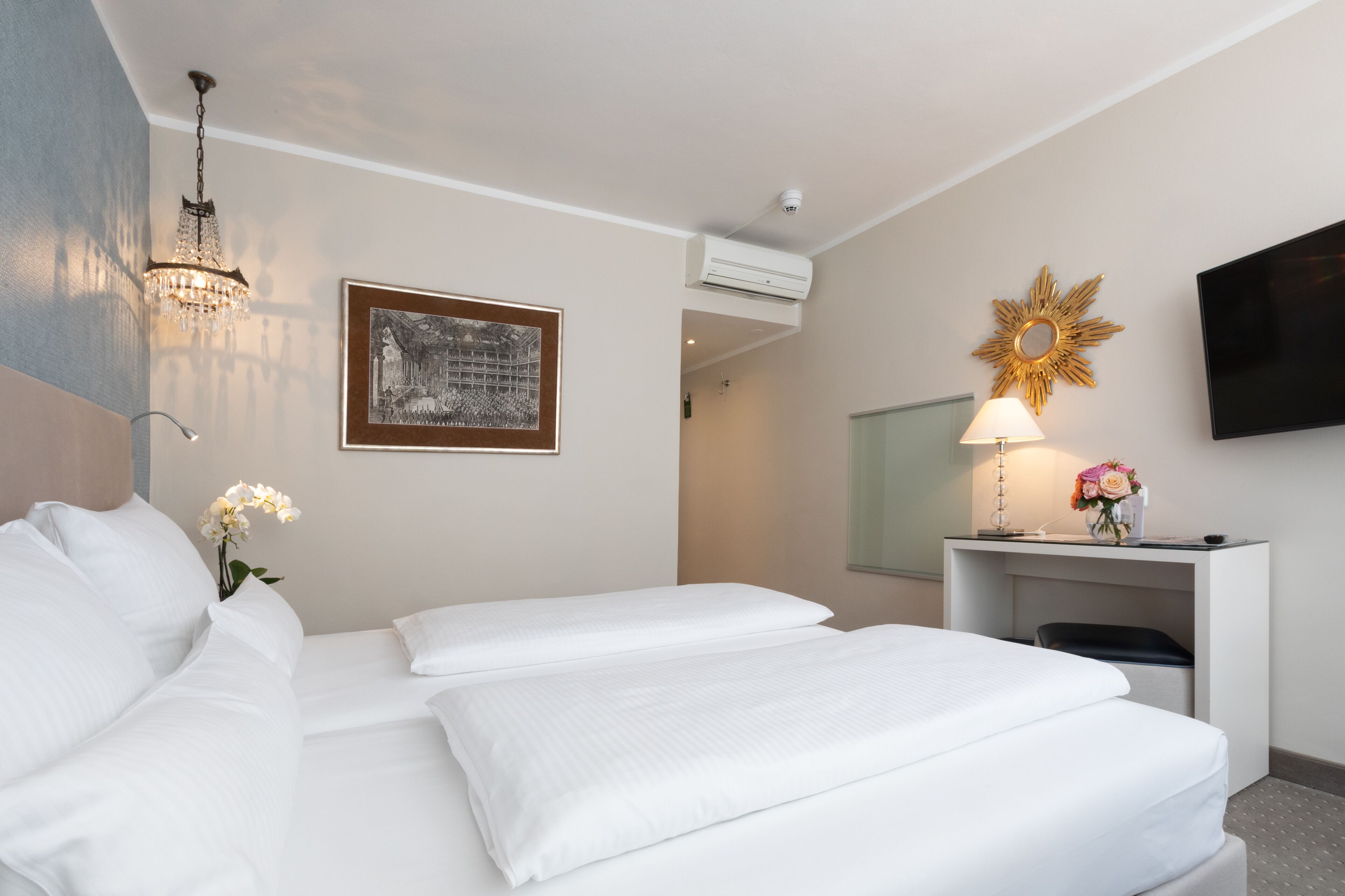comfort double room | hypo-allergenic bedding, minibar, in-room safe, desk