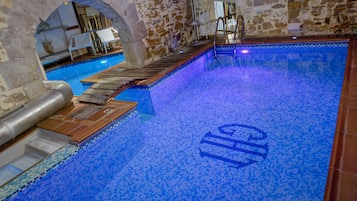 Piscine couverte