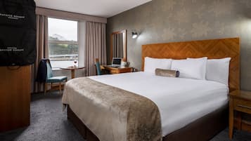 In-room safe, individually furnished, desk, iron/ironing board