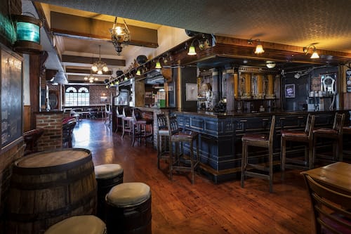 Bar (a l'allotjament)