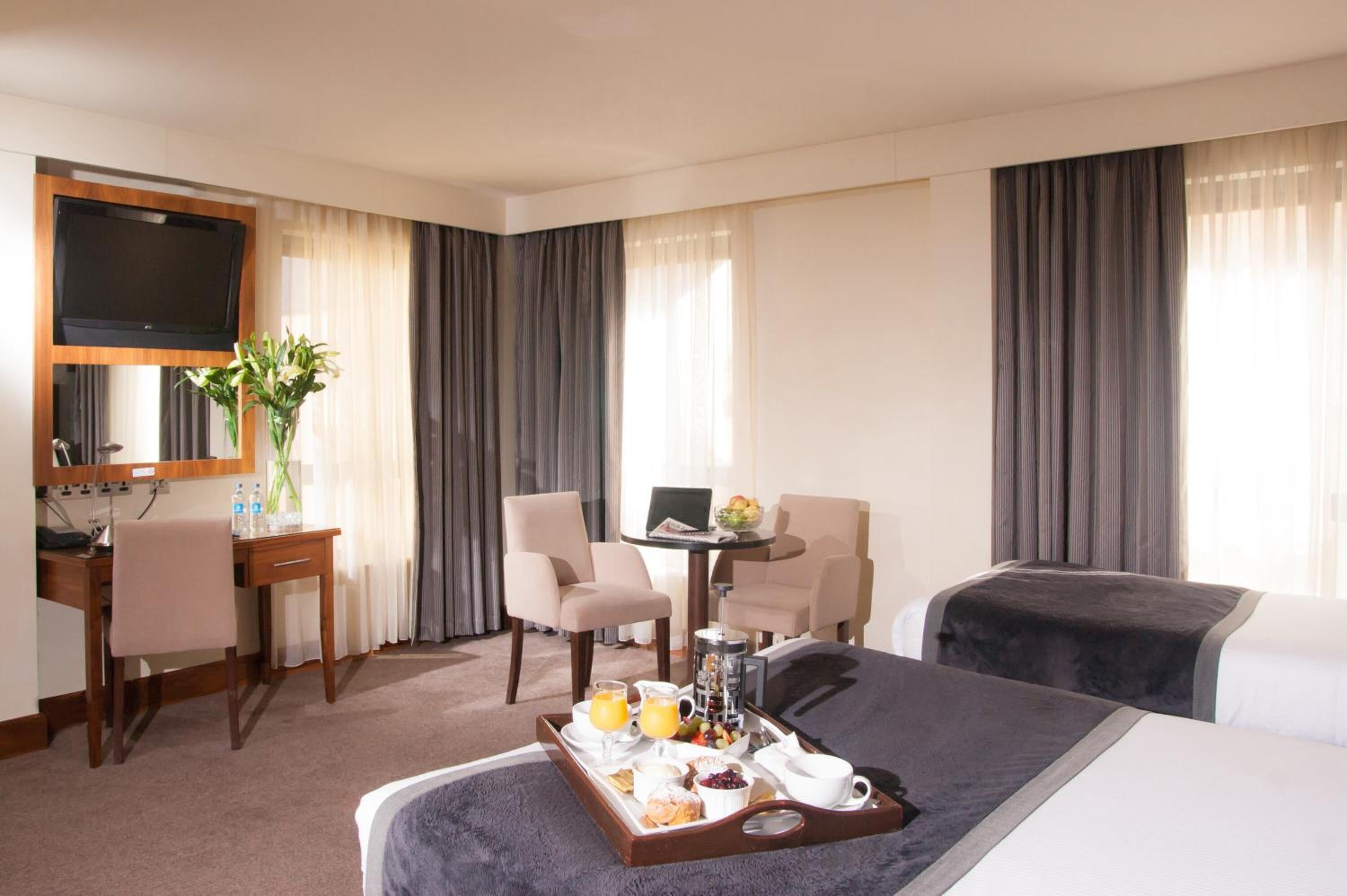 In-room safe, individually furnished, desk, iron/ironing board