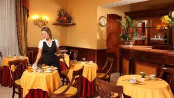 Free daily local cuisine breakfast