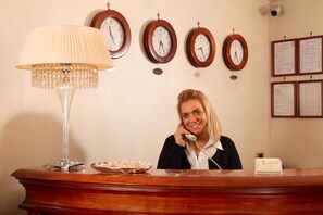 Lobby - Serena Hotel (Rome)