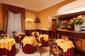 Restaurant - Serena Hotel (Rome)